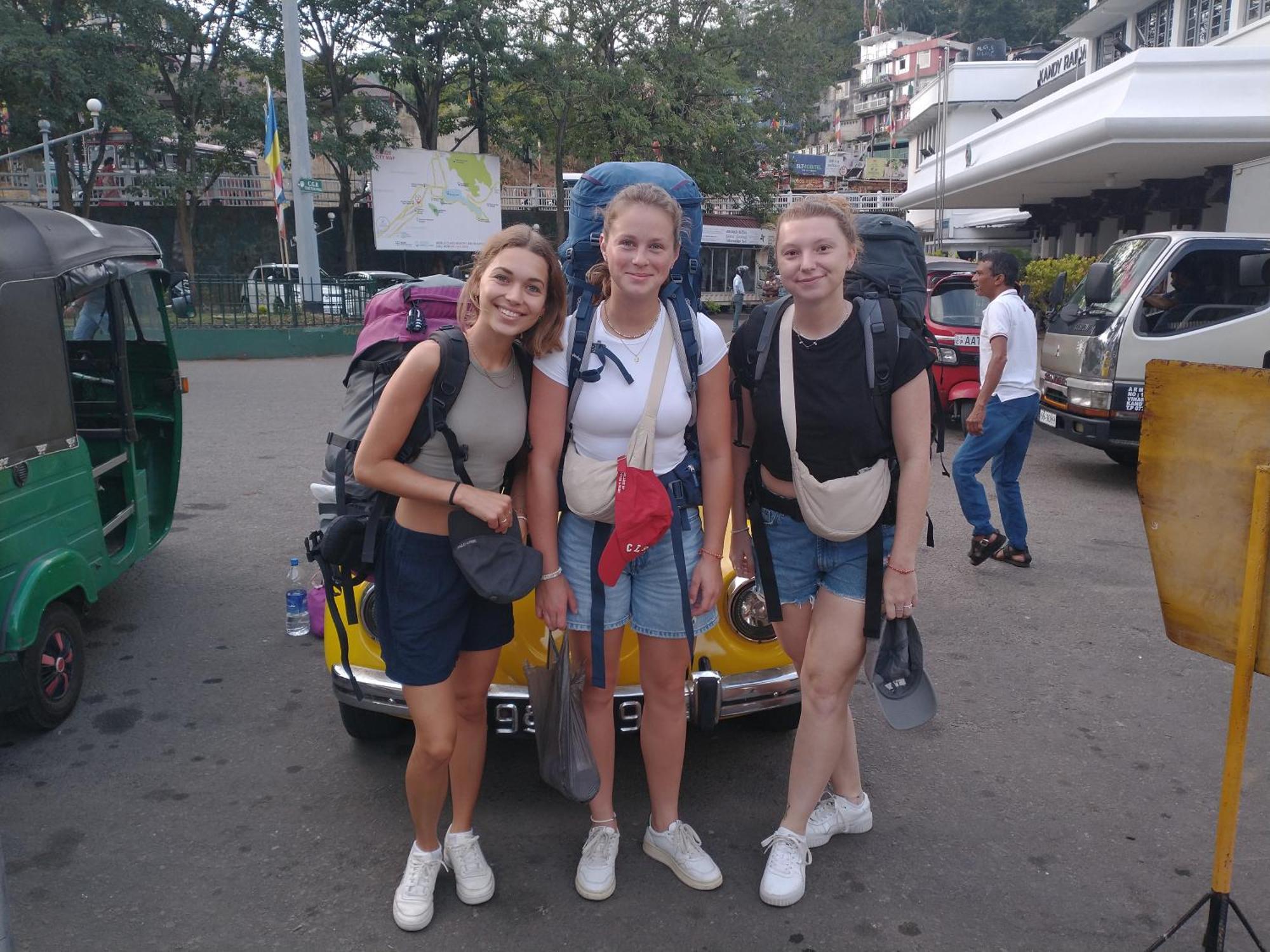 Lady Gordons Homestay Канди Экстерьер фото