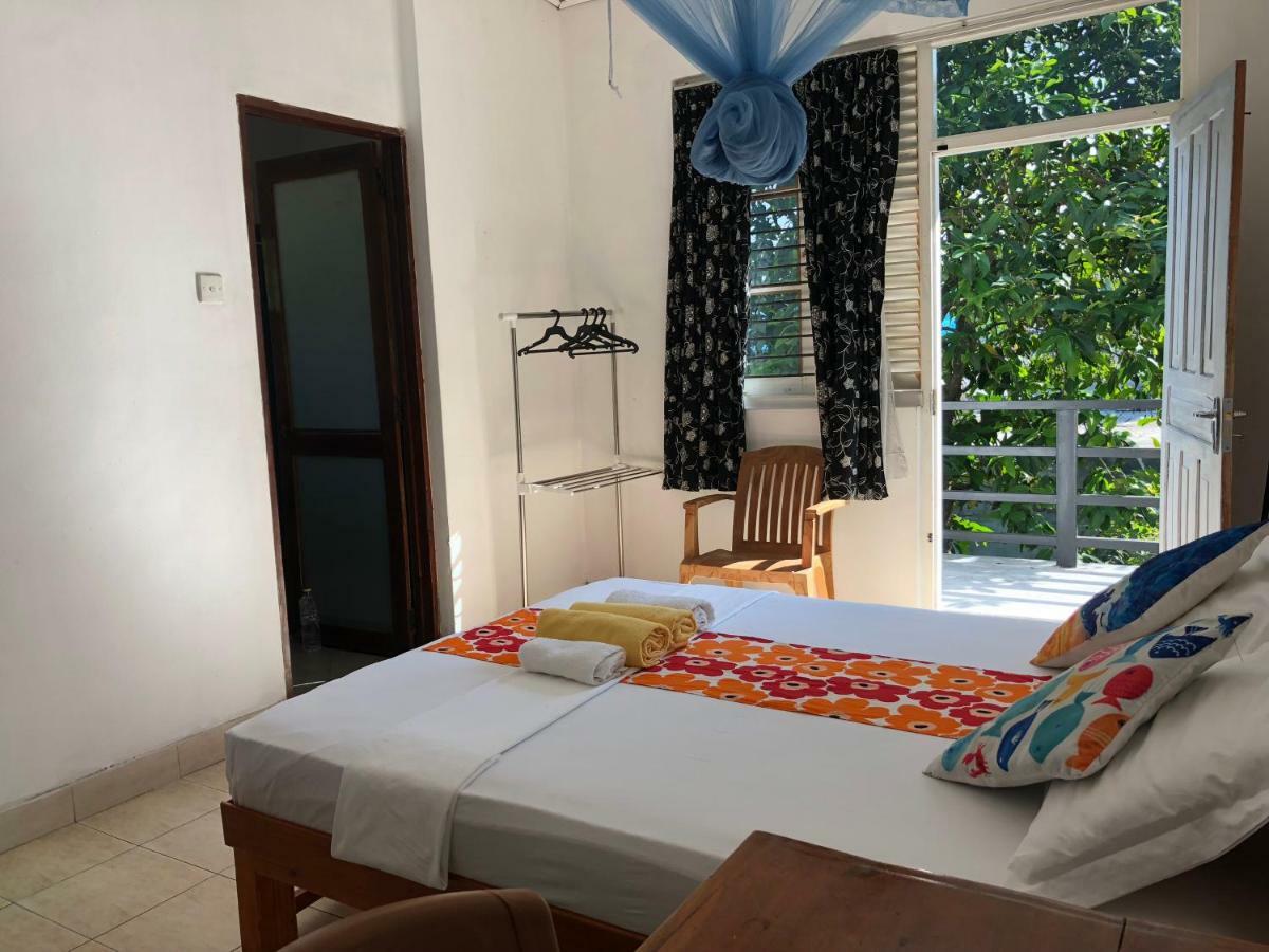 Lady Gordons Homestay Канди Экстерьер фото